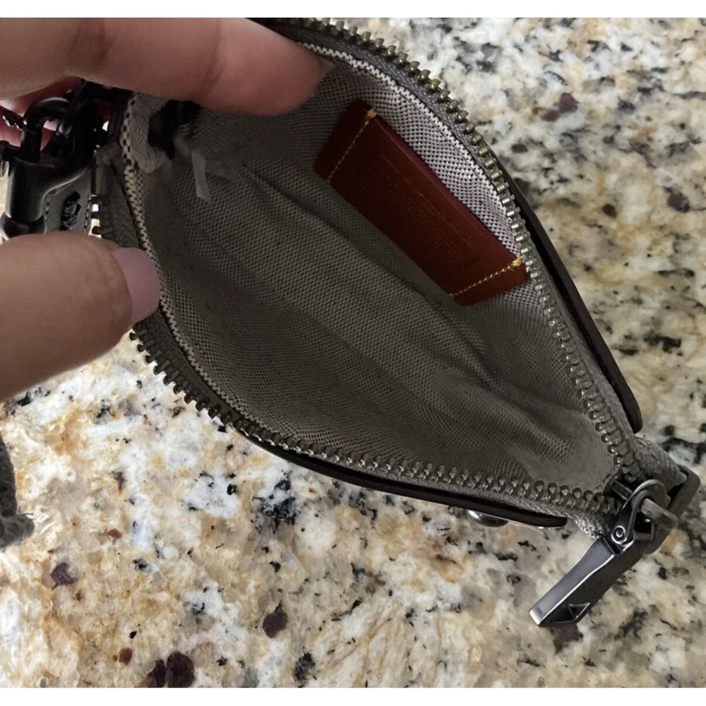 Coach 1941 Studded Grey Leather Wristlet Pouch Style‎ 57184 Gunmetal